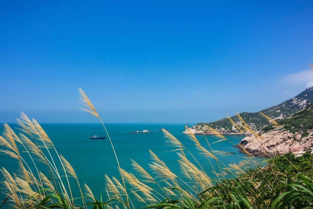 逃出美丽度假胜地
